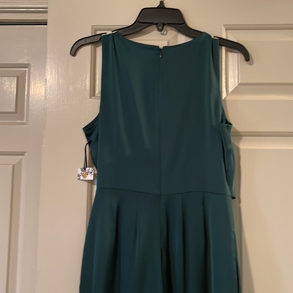 Perfect for Xmas! Green Kensie jumpsuit! - Picture 11 of 11